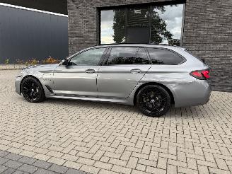 BMW 5-serie 530e Touring 292PK Steptronic M-Sport Facelift VOL! picture 12