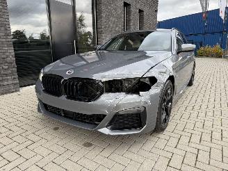 BMW 5-serie 530e Touring 292PK Steptronic M-Sport Facelift VOL! picture 15