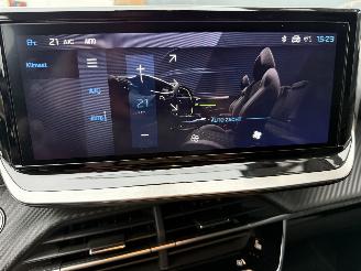 Peugeot 208 NEW MOD! 1.2 Turbo 101PK Allure picture 26