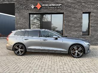 Voiture accidenté Volvo V-60 T6 PHEV 253PK AWD Recharge Inscription 2021/1