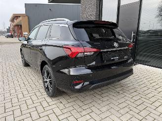 MG MG5 Electric 50kWh 177PK Aut. Luxury picture 14