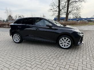 MG MG4 Long Range 64kWh 245PK Aut. Luxury picture 8