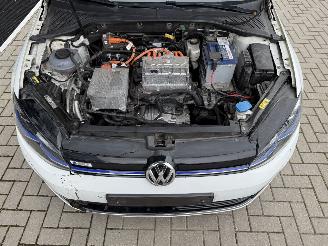 Volkswagen e-Golf E-DITION 136PK Aut. CAM NAV XENON picture 36