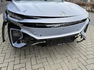 MG Marvel R Performance 70kWh AWD 289PK Aut. PANO VOL! picture 37