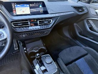 BMW 1-serie 118i 136PK Steptronic M-Sport PANO KUIP VOL! picture 24