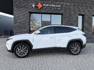 Schadeauto Hyundai Tucson 1.6 T-GDI PHEV 4WD 266PK Aut. Comfort 2024/7