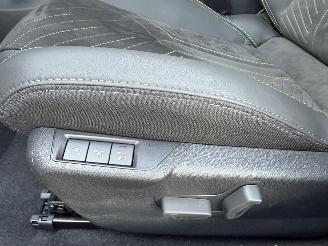 Peugeot e-2008 GT 54kWh 156PK Aut. NEW! picture 20