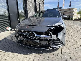 Mercedes A-klasse A200 163PK 7G-DCT AMG-Line picture 16