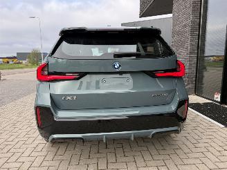 BMW iX1 eDrive20 67kWh 204PK M-Sport picture 13