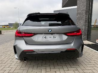 BMW 1-serie M-SPORT FULL OPTIONS! 118i 136PK Steptronic picture 9