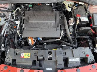 Fiat 600 E La Prima 54kWh 157PK Aut. VOL! picture 44