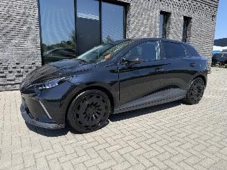 MG MG4 Electric Long Range 64kWh 204PK Aut. Luxury picture 2