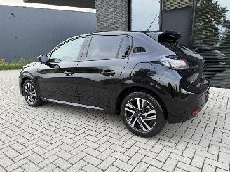 Peugeot 208 1.2 PureTech 101PK Allure picture 15