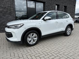 Volkswagen Tiguan NEW! 1.5 eHybrid PHEV 204PK DSG Edition picture 2