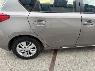 Toyota Auris 1.8 Hybrid Aspiration picture 6