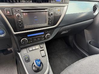 Toyota Auris 1.8 Hybrid Aspiration picture 15