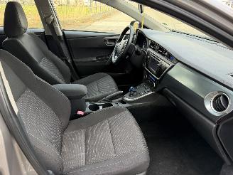 Toyota Auris 1.8 Hybrid Aspiration picture 9