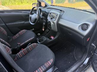 Citroën C1 5-deurs airco rijdende auto picture 9