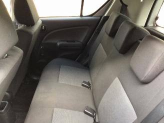 Suzuki Splash Splash 1.0 airco met zeer lichte schade en weinig km picture 8