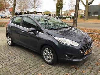 Ford Fiesta FIESTA 1.6 TDCI LEASE TITANIUM ZEER LICHTE SCHADE picture 2