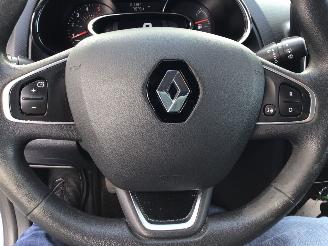 Renault Clio 1.5 DCI ecoleader life met zeer lichte schade picture 11