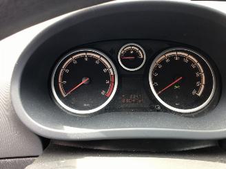 Opel Corsa 1.4-16v enjoy picture 7
