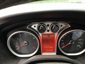 Ford Focus 1.8 LIMITED lichte schade picture 12