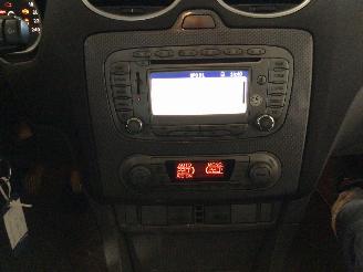 Ford Focus 1.8 LIMITED lichte schade picture 5