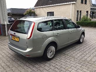Ford Focus 1.8 limited Edison met zeer lichte schade picture 3