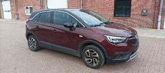 Opel Crossland Bj:04-2018 1.2-T. Automatik Climatecontrol Navigatie Stoelverwarming Lichtautomaat Privacyglas Stuurwiel met verwarming armsteun Trekhaak Mistlampen Parkeersensoren voor en achter picture 9