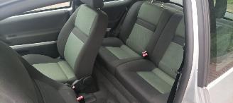 Volkswagen Lupo Bj:02-2003 1e-eigenaar 1.4benzine Cambridge uitvoering Elektrische ramen Elek schuifdak Leren stuurwiel Centrale vergrendeling Orginele vw velgen picture 14