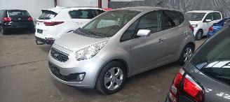 Avarii autoturisme Kia Venga Bj:08-2013 1.6-benzine Automatik Climatecontrol Stoelverwarming Lichtautomaat Privacyglas Leren stuurwiel Keyless entry armsteun voor en achter Trekhaak Mistlampen 16-inch velgen 2013/8