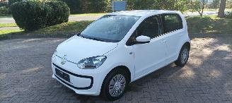 Vaurioauto  passenger cars Volkswagen Up! Bj:12-2013 Move Up! Leren bekleding Airconditioning stoelverwarming Leren stuurwiel Centrale vergrendeling met afstandsbediening 2013/12