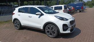 Kia Sportage 2.0 Hybrid-Diesel 4x4 Navi Led Leder 360camera Blindspot Keyless entry Climatecontrol CruiseControl picture 2