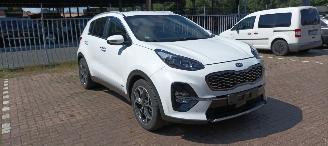 skadebil auto Kia Sportage 2.0 Hybrid-Diesel 4x4 Navi Led Leder 360camera Blindspot Keyless entry Climatecontrol CruiseControl 2019/12