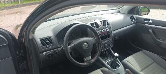 Volkswagen Golf 1.4 Climatecontrol CruiseControl Leren-Stuurwiel Mistlampen Parkeersensoren elek-ramen trekhaak picture 10