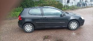 Volkswagen Golf 1.4 Climatecontrol CruiseControl Leren-Stuurwiel Mistlampen Parkeersensoren elek-ramen trekhaak picture 5