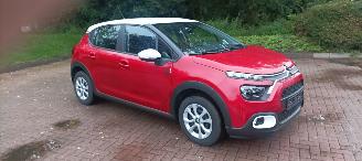 Citroën C3 Bj:11-2022 Edition You! 1.2-12v Airconditioning stoelverwarming CruiseControl Dab audio Elektrische ramen Elektrische-spiegels met verwarming Centrale vergrendeling met afstandsbediening Start-Stop systeem Drivelane assistent Mistlampen Led-Dagrijverlicht picture 2