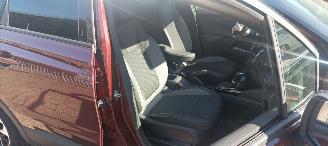 Opel Crossland Bj:04-2018 Innovation 1.2-T Automatik 110pk Navigation Climatecontrol CruiseControl Leren-bekleding  Stoelverwarming stuurwiel met verwarming Led-Koplampen Led-Achterlichten Trekhaak Mistlampen Parkeersensoren 4xelek ramen Privacyglas picture 16