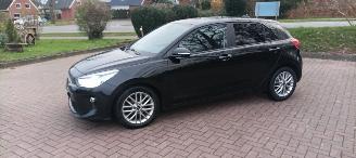 Kia Rio Dream-Team 1.4 Benzine Automaat Navigatie Climatecontrol Stoelverwarming Lichtautomaat Privacyglas Stuurwiel met verwarming Achteruitrijcamera picture 8