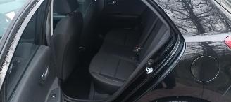 Kia Rio Dream-Team 1.4 Benzine Automaat Navigatie Climatecontrol Stoelverwarming Lichtautomaat Privacyglas Stuurwiel met verwarming Achteruitrijcamera picture 16