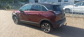 Opel Crossland Innovation uitvoering 1.2-Turbo Benzine Automaat Navigatie Climatecontrol CruiseControl Leren-Stuurwiel met verwarming Led-Koplampen Half-Leren bekleding Privacyglas afneembare trekhaak Metallic lak picture 3