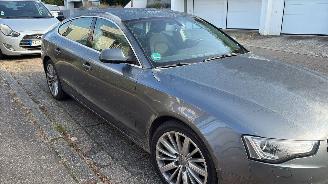 Audi A5 2.0 TDI Automatik Navi Xenon Led Climatecontrol CruiseControl Stoelverwarming Lichtautomaat Led-Achterlichten Trekhaak 18-inch Audi velgen picture 4