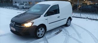  Volkswagen Caddy 2.0 TDI DPF Airconditioning Elektrische ramen Elektrische-spiegels met verwarming Centrale vergrendeling met afstandsbediening Start-Stop systeem Tussenwand met doorkijk glas achteruitrijspiegel 2016/2