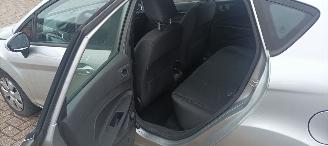 Ford Fiesta 1.5-TDCI euro-6 Airconditioning stoelverwarming Led koplampen elektrische inklapbare buitenspiegels Parkeersensoren voor& achter picture 14