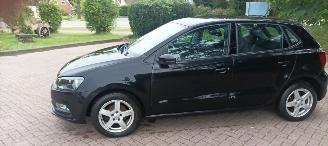 Volkswagen Polo 1.4-TDI Climatecontrol Stoelverwarming leren stuurwiel regensensor Front radar remassist Metallic lak 15 inch velgen picture 9