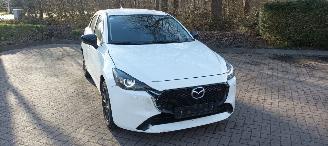 Mazda 2 Bj: 12-2023 1.5 Automatik Climatecontrol CruiseControl Stoelverwarming Lichtautomaat Privacyglas Stuurwiel met verwarming Achteruitrijcamera parkeersensoren Apple CarPlay MirrorLink Led verlichting Dab-audio picture 12