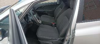 Kia Venga  picture 11