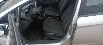 Ford Fiesta  picture 13