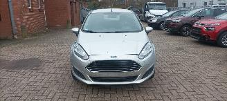 uszkodzony samochody osobowe Ford Fiesta  2016/6